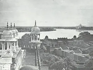 Mahal Prints: India - Taj Mahal Distant view from Muti Musjid
