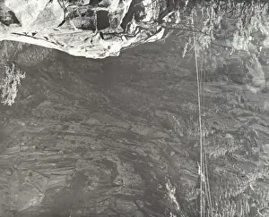 Faced Prints: India - Thread-like bridge over the Jadh-Gunga