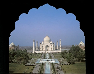 Jahan Collection: INDIA. UTTAR PRADESH. Agra. Taj Mahal. Taj Mahal