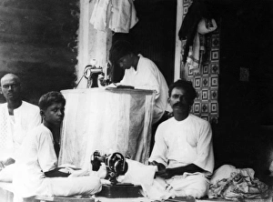 Images Dated 9th September 2011: Indian Street Tailors