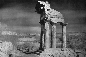 Agrigento Gallery: Infrared photograph of Sicilian temple