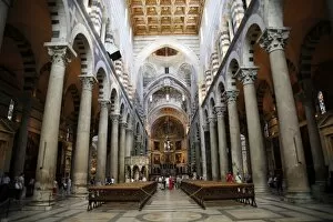 Images Dated 11th June 2007: Interior of the Duomo in Pisa