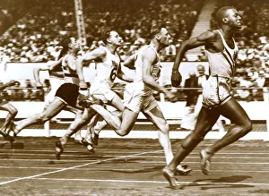 Athletes Collection: International Athletics, White City Stadium, West London
