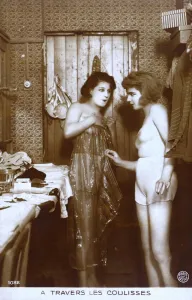 Surprised Gallery: An Intimate backstage moment - Paris Revue, France