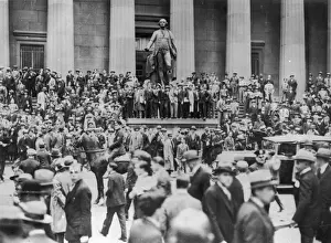 Awaiting Prints: Investors / Wall Street