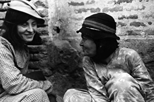 Images Dated 1st September 2011: Iranian Fortune Teller