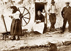 Irish Rural Cottage early 1900s