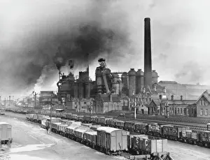 Iron Prints: Iron Works / Corby / Photo