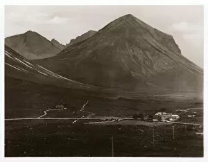 Images Dated 27th September 2011: Isle of Skye - Marsco - Red Cuillins