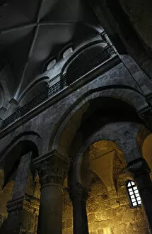 Images Dated 1st January 2014: Israel. Jerusalem. Holy Sepulchre. Arches of the Virgin