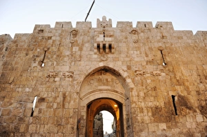 Images Dated 2nd January 2014: Israel. Jerusalem. Lions Gate. Old City Walls