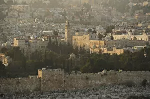 Images Dated 5th January 2014: Israel. Old City of Jerusalem. Walls. Sunset