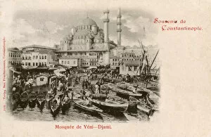 Fruchtermann Collection: Istanbul, Turkey - Boats in front of Yeni Camii - Eminonu