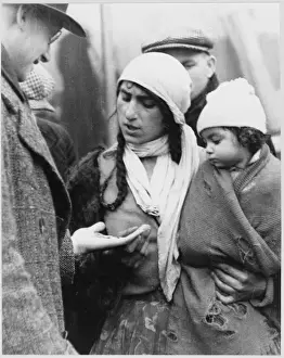 Begging Prints: Italian Immigrant / London