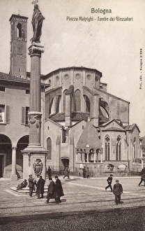 Images Dated 6th April 2011: Italy - Bologna - Malpighi Square