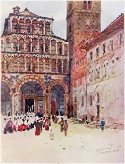 Piazza Gallery: Italy / Lucca / Cathedral