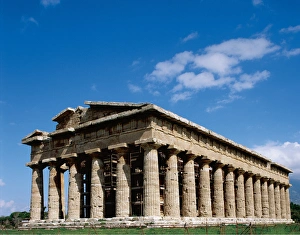 Olympian Gallery: Italy. Paestum. Temple of Hera, built around 460450 BC. Arc