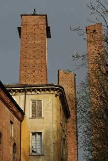 Images Dated 25th March 2012: Italy. Pavia. The two medieval towers. Leonardo Da Vinci Squ