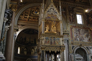 Archbasilica Collection: Italy. Rome. Archbasilica of Saint John Lateran. Interior