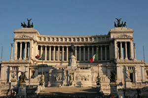 Images Dated 13th August 2005: Italy. Rome. National Monument of Victor Emmanuel II