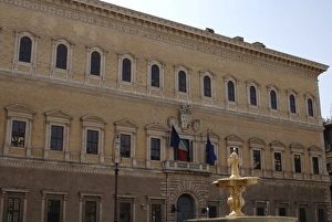 Images Dated 17th March 2009: Italy. Rome. Palazzo Farnese