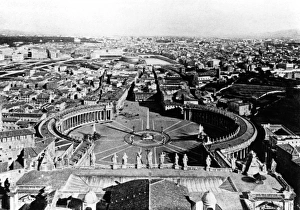 Images Dated 11th August 2011: Italy Rome Panorama