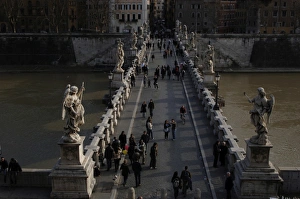 Images Dated 8th March 2009: Italy. Rome. Saint Angelo Bridge (1668-1671). Aerial view