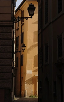 Images Dated 15th April 2009: Italy. Rome. Street. City center