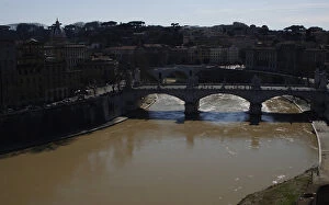 Images Dated 8th March 2009: Italy. Rome. Tiber river from Castel Sant Angelo