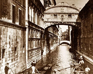 Gondola Collection: Italy Venice Bridge of Sighs pre-1900