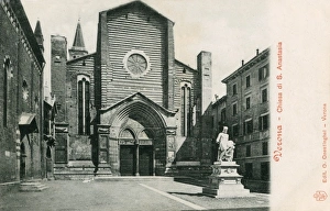 Anastasia Gallery: Italy - Verona - Church of St Anastasia