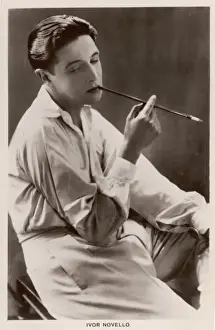 Davies Prints: Ivor Novello / Smoking