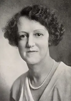 Recalled Prints: IVY CARTER BEAUMONT known as Rosemary medium who recalled past life in Ancient Egypt Date: 1893 - 1961