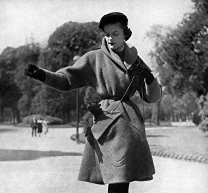 Images Dated 3rd February 2016: Jacques Griffe outfit - and dog, 1950