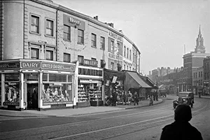 Images Dated 27th April 2021: Jamaica Road, North Bermondsey, London