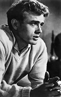 Thoughtful Prints: James Dean / Ufa Postcard