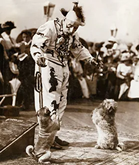Entertainer Collection: James Doughty, oldest clown in England