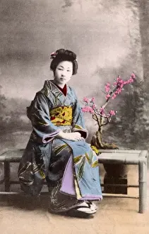 Japan - Geisha Girl - Studio portrait