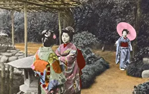 Girlfriends Prints: Japan - A group of friendly Geisha Girls