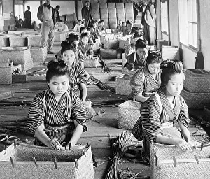 Japan making bamboo baskets pre-1900