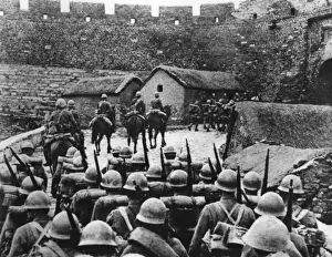 Japanese invade Manchuria