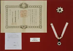 Hinton Prints: Japanese order of rising sun and class - Christopher Hinton