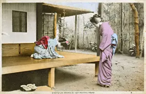 Koto Prints: Japanese woman O-koto-san arrives at her friends house