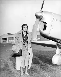 Hatfield Prints: Jean Batten in her Percival Gull at Hatfield