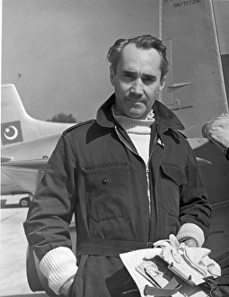 Jeffrey Kindersley Quill OBE AFC FRAeS (1913-1996)