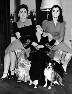Adoption Gallery: Jenny Dolly with her adopted daughters