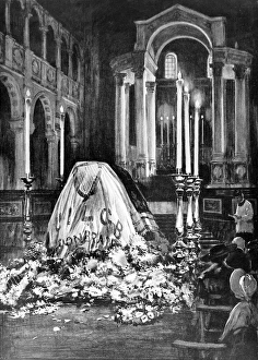Images Dated 13th November 2004: John Redmonds Coffin, Westminster Cathedral, 1918