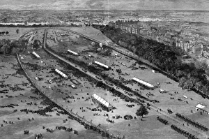 Images Dated 29th March 2012: Jubilee assemblage in Hyde Park