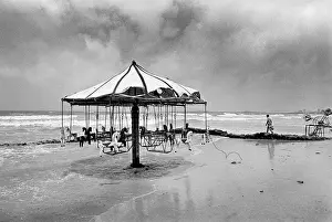 Tatty Prints: Juhu Beach, Bombay