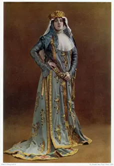 Julia Neilson